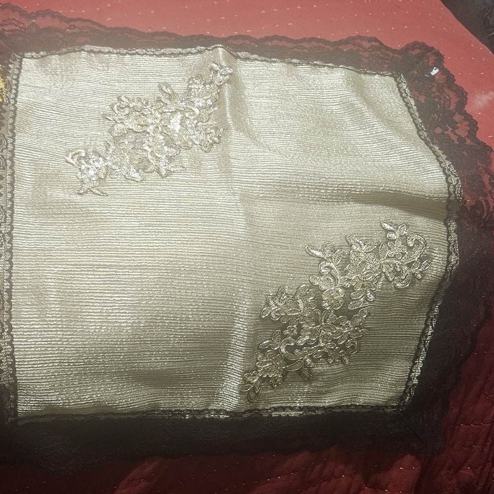 Lap scarve